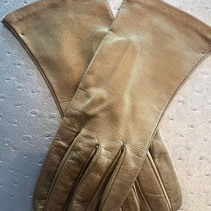 Gold metallic genuine leather gloves